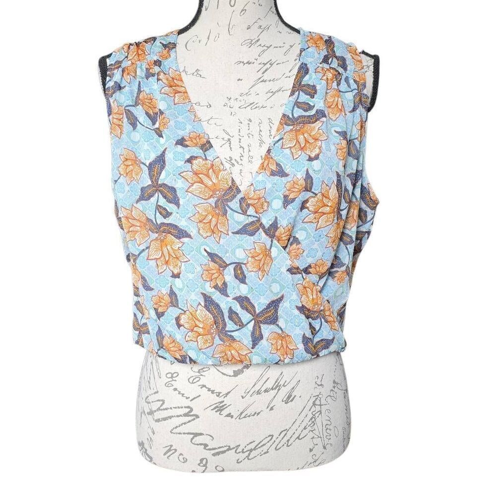 Rachel Zoe Women's Size Medium Blue Floral Print Wrap Style Skimming Blouse